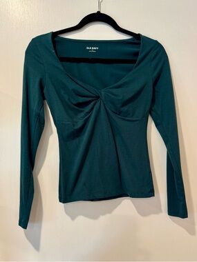 Old Navy top